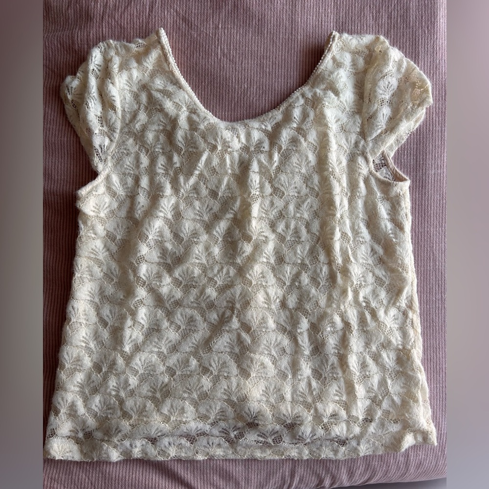 Cream top with lace effect